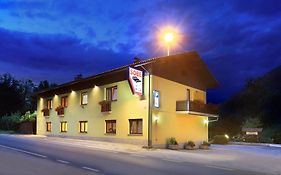 Rooms Sustersic