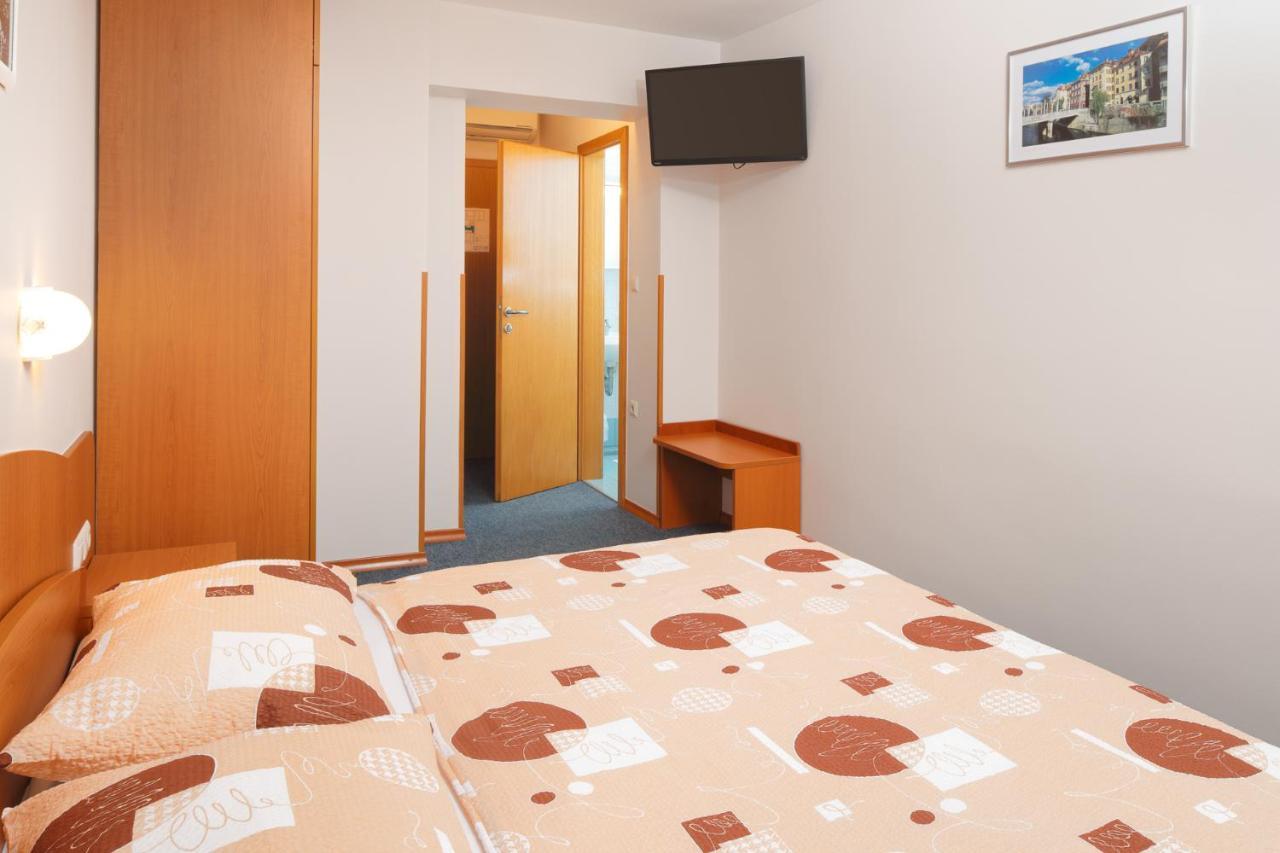 Rooms Sustersic Lubiana Esterno foto
