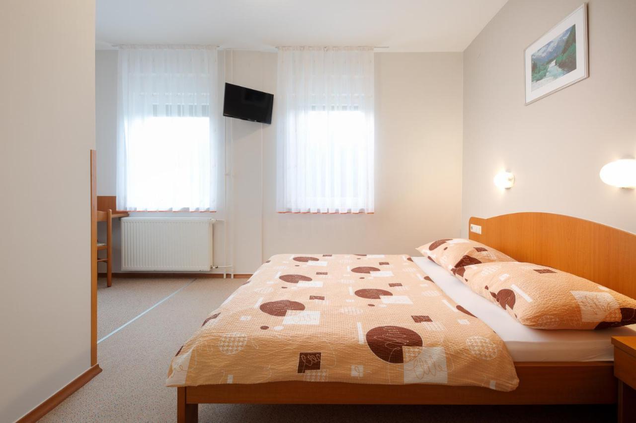 Rooms Sustersic Lubiana Esterno foto