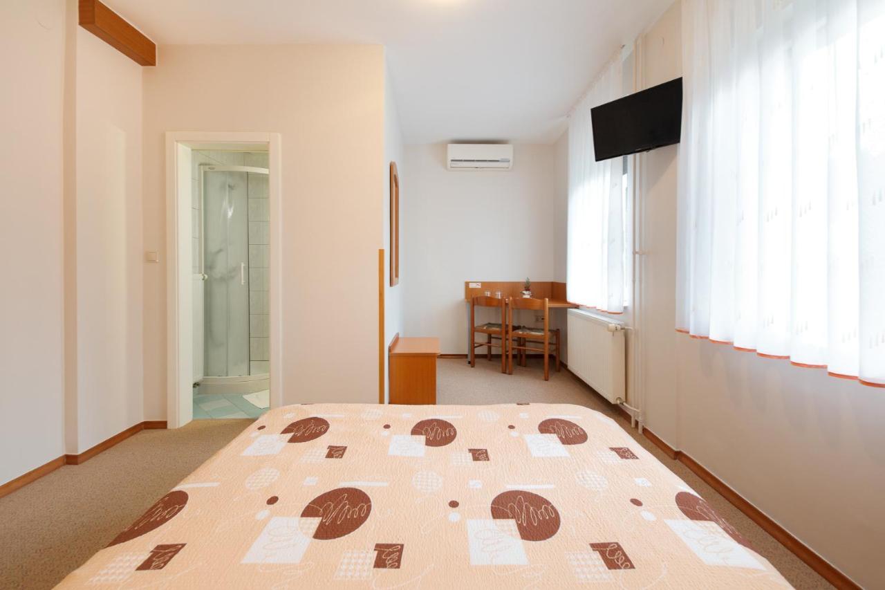 Rooms Sustersic Lubiana Esterno foto
